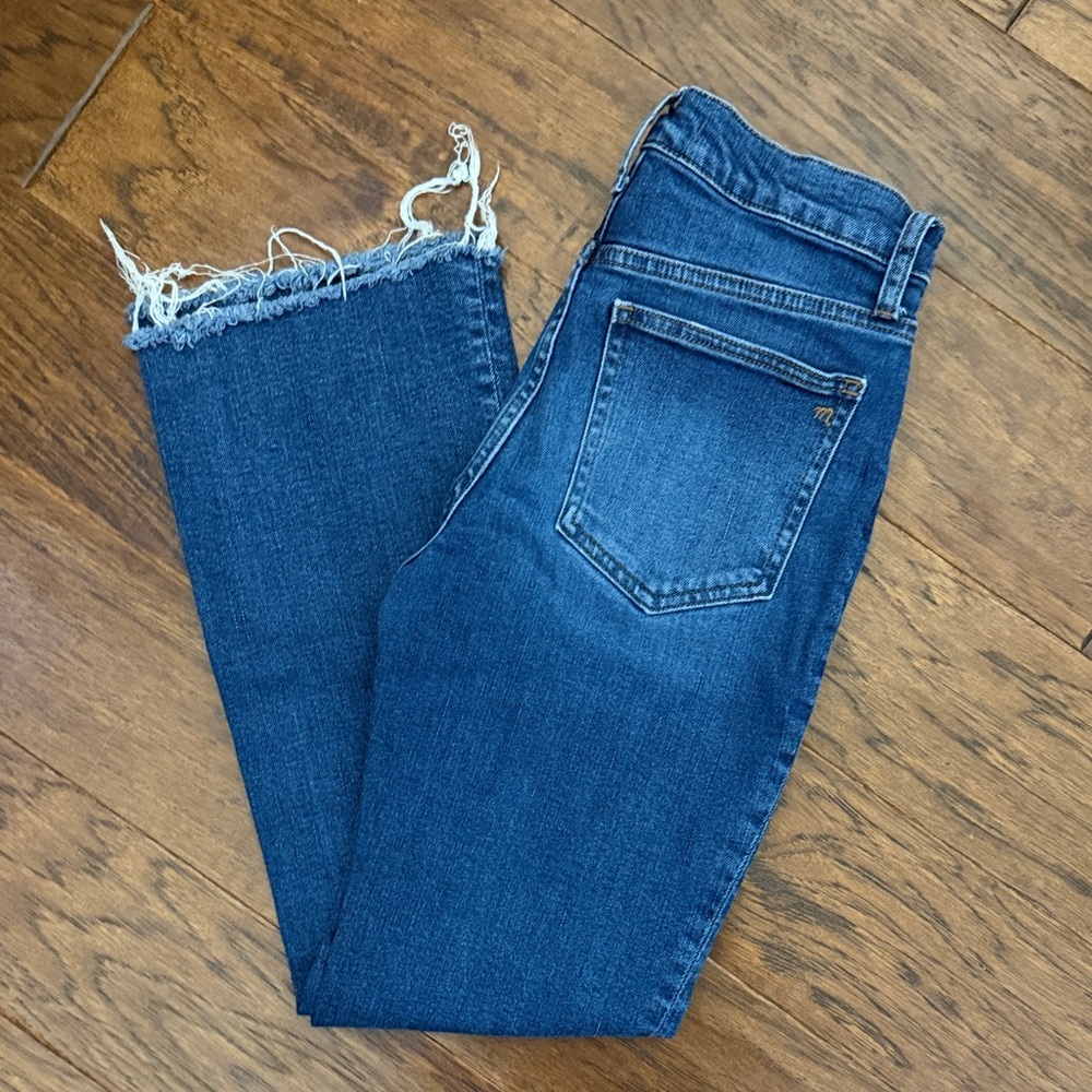 Madewell Mid Rise Kick Out